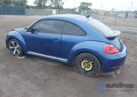 2012 Volkswagen Beetle 2.0T Turbo из США, поврежденный, VIN 3VWVA7AT3CM608873